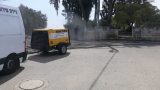 ניקוי אנדרטה בשיטת התזת גרגירי ג'יבלס